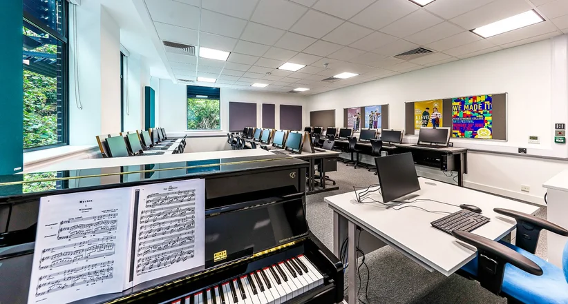Peter Symonds College - Russell Music Centre