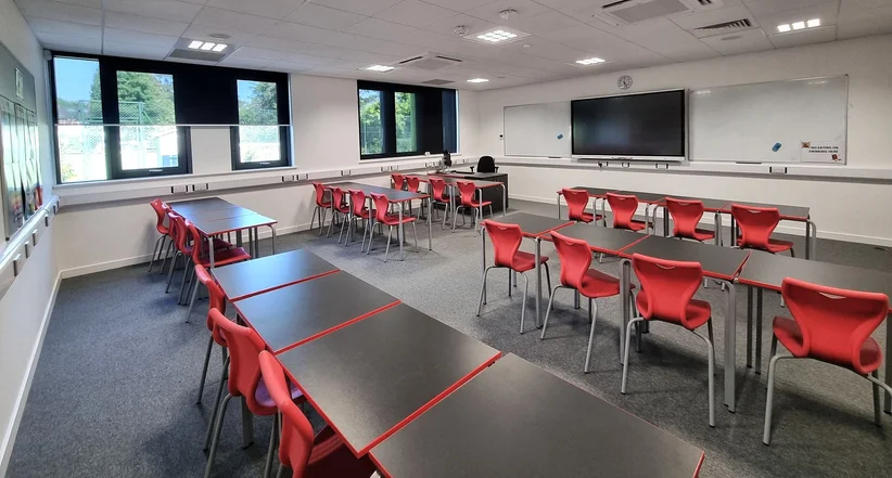 Peter Symonds College - Carville